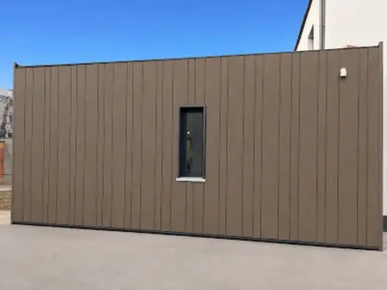 Bardage aluminium de façade posé à La Louvière par AC Innov